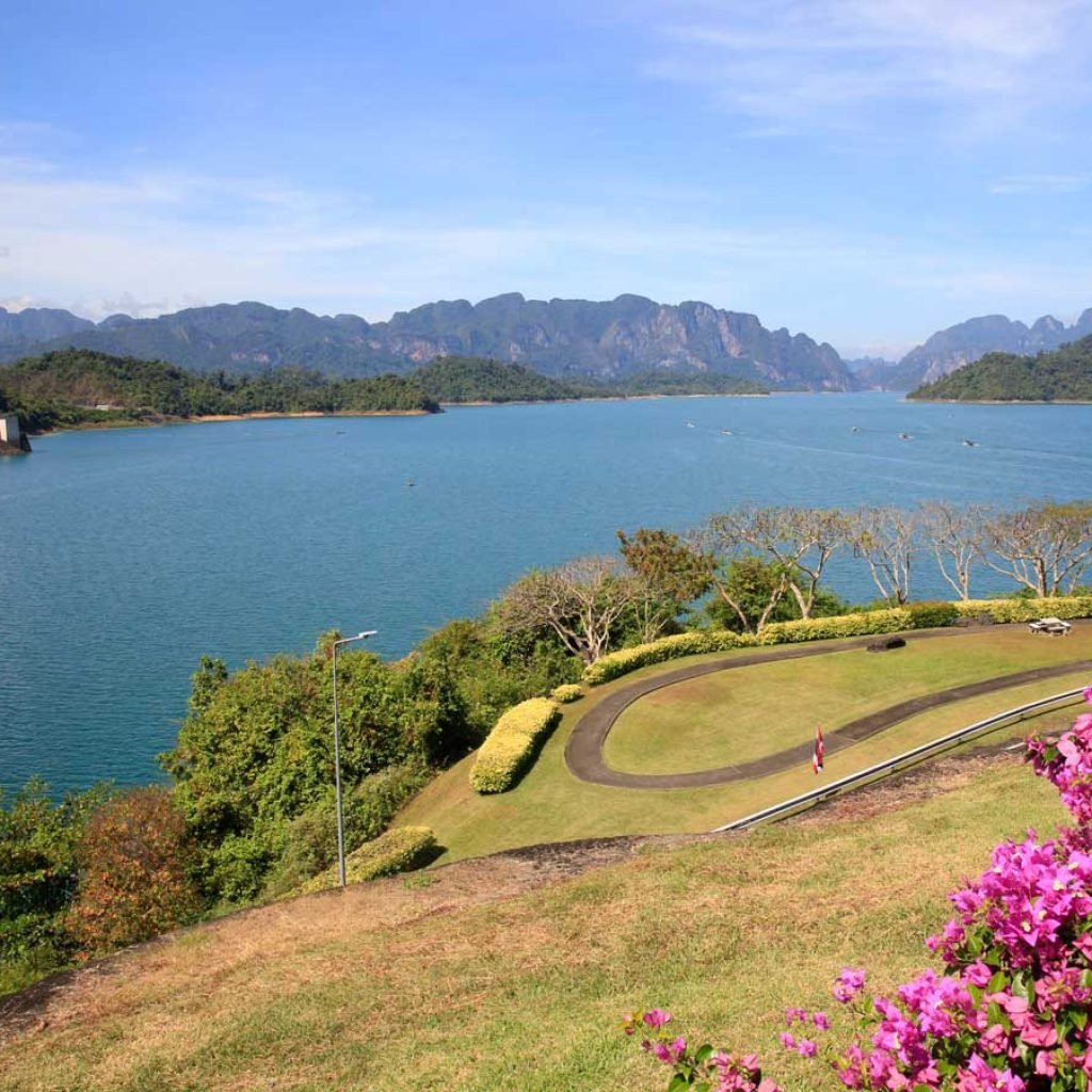 Khao Sok Lake
