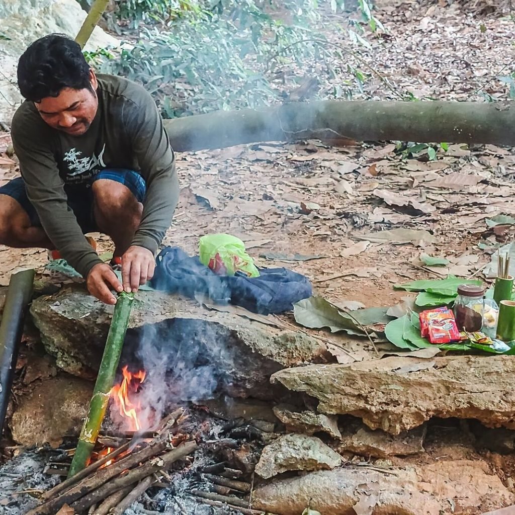 Khao Sok Bamboo Rafting with Jungle Coffee & Monkey Temple